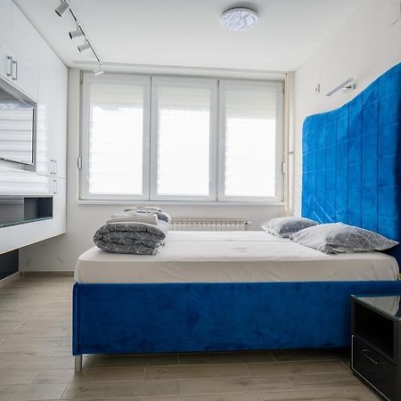 Apartman Nataly Ni Eksteriør billede