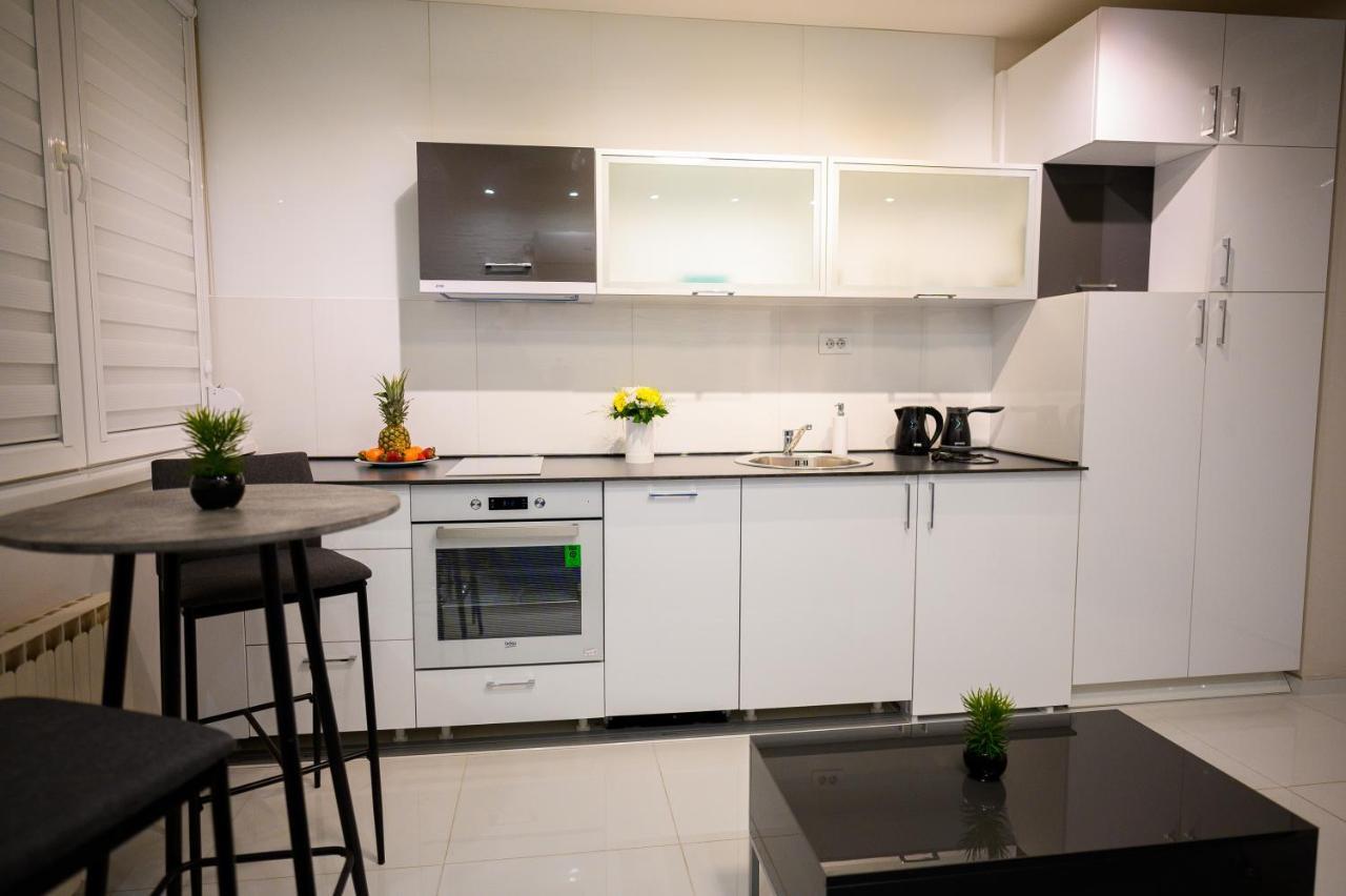 Apartman Nataly Ni Eksteriør billede
