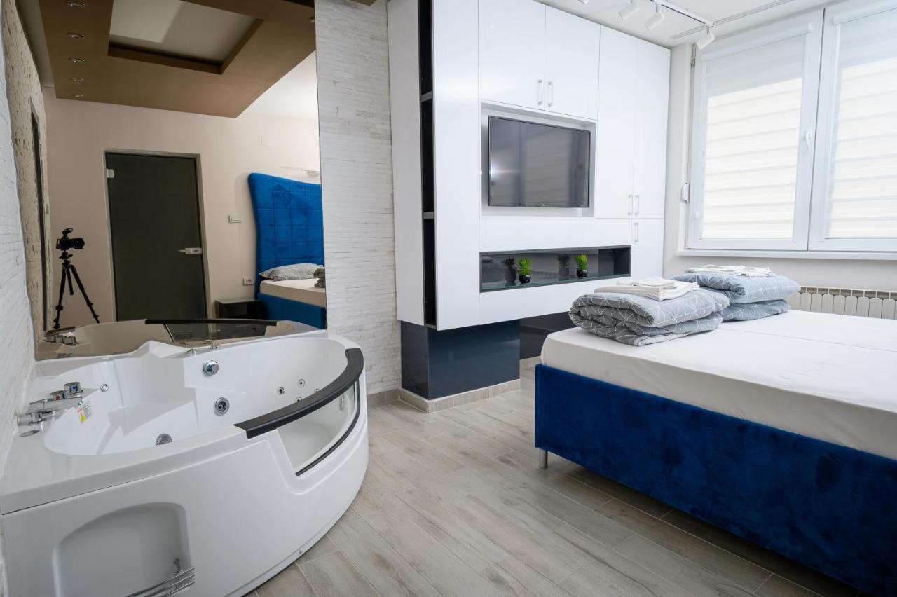 Apartman Nataly Ni Eksteriør billede