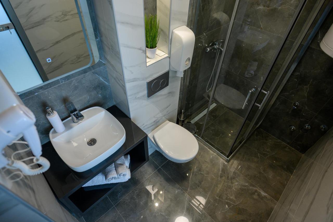 Apartman Nataly Ni Eksteriør billede
