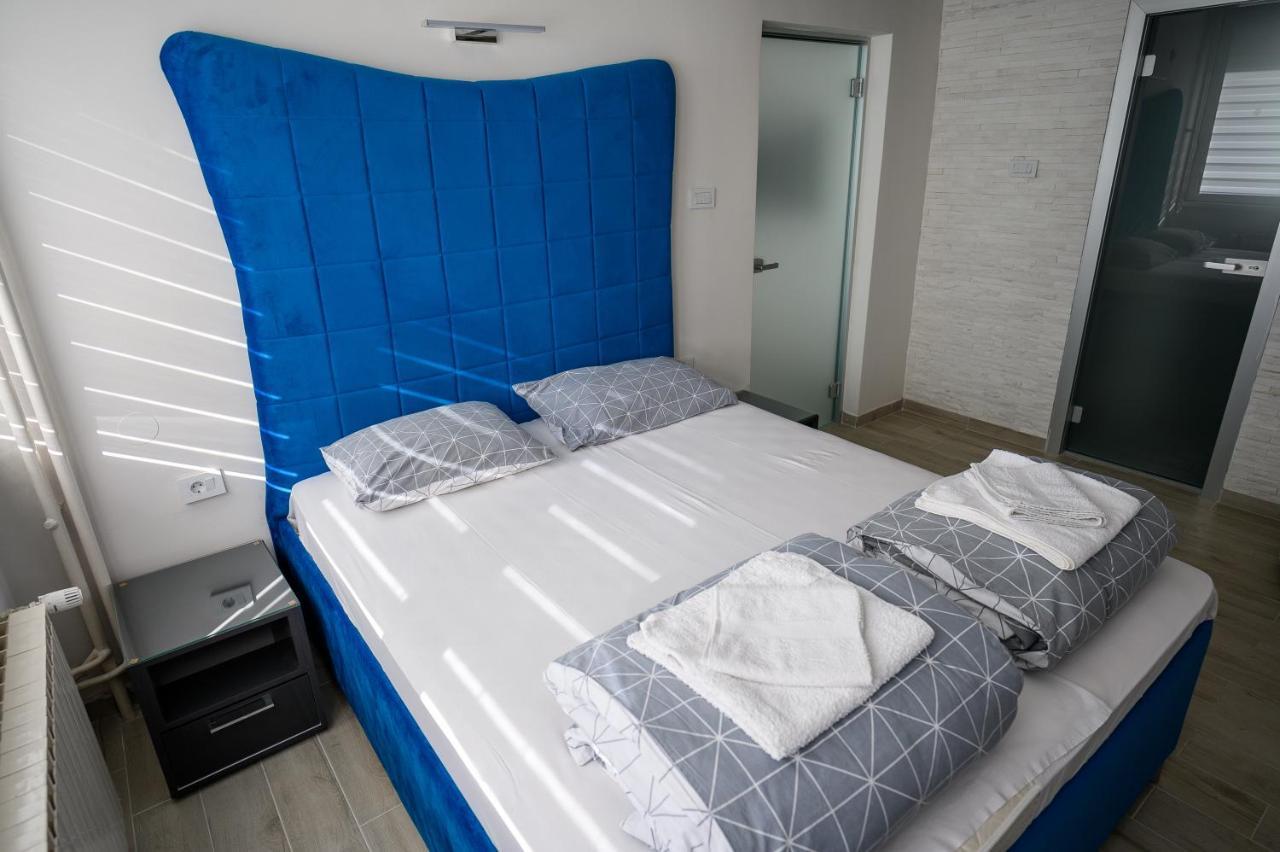 Apartman Nataly Ni Eksteriør billede